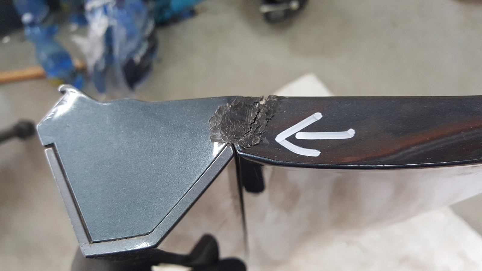 Listwa drzwi prawy przód SEAT ATECA 575854940G