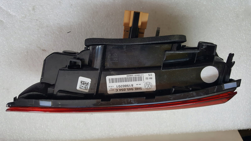 Prawa tylna lampa w klapę VW GOLF VIII 5H0945094C