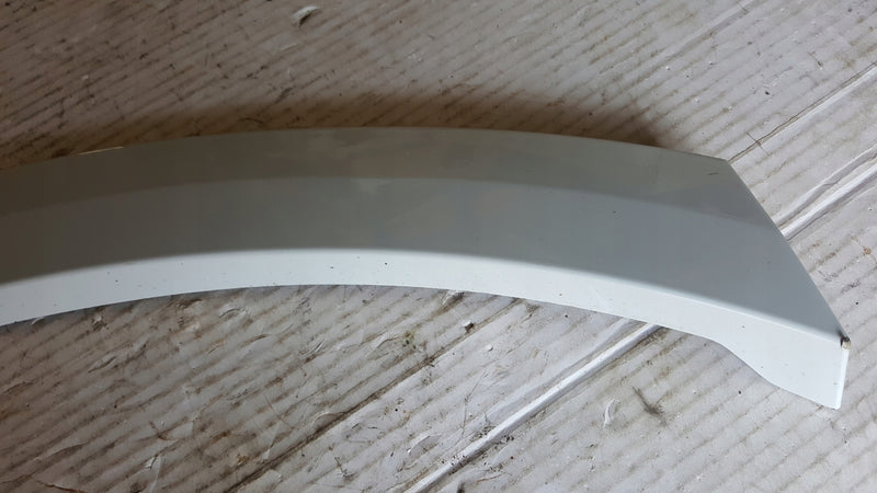 Listwa błotnika prawy tył AUDI Q8 4M8853818
