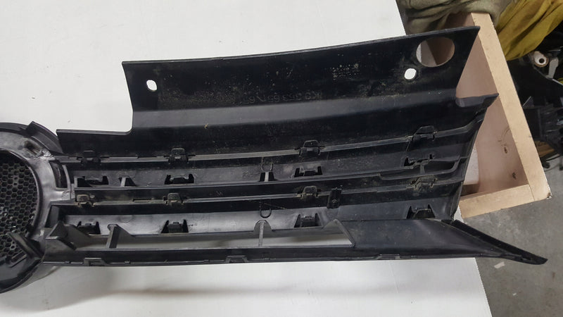 Atrapa grill VW GOLF VI 1K9853651A demontaż
