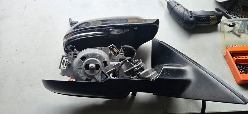 Pr Lusterko zewn AUDI A4 B8 lift 8K1857410AC 14 pin IDEAŁ