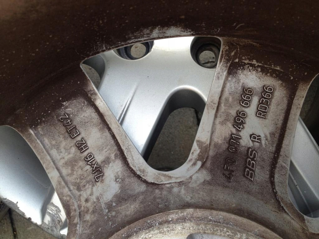 4felgi oryginał Audi A6 A4 4F0071496666 7x16 et42