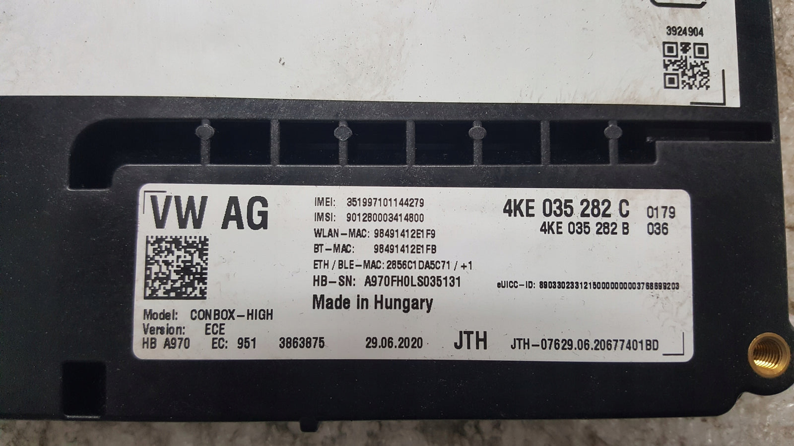 Sterownik moduł SOS-- AUDI A4 (B9) A5 RS4 RS5 4KE035282C demontaż