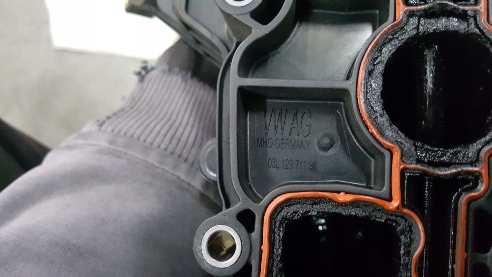 Kolektor ssący VW AUDI SEAT SKODA 2.0 TDI 03L129711AG 03L129086 demontaż