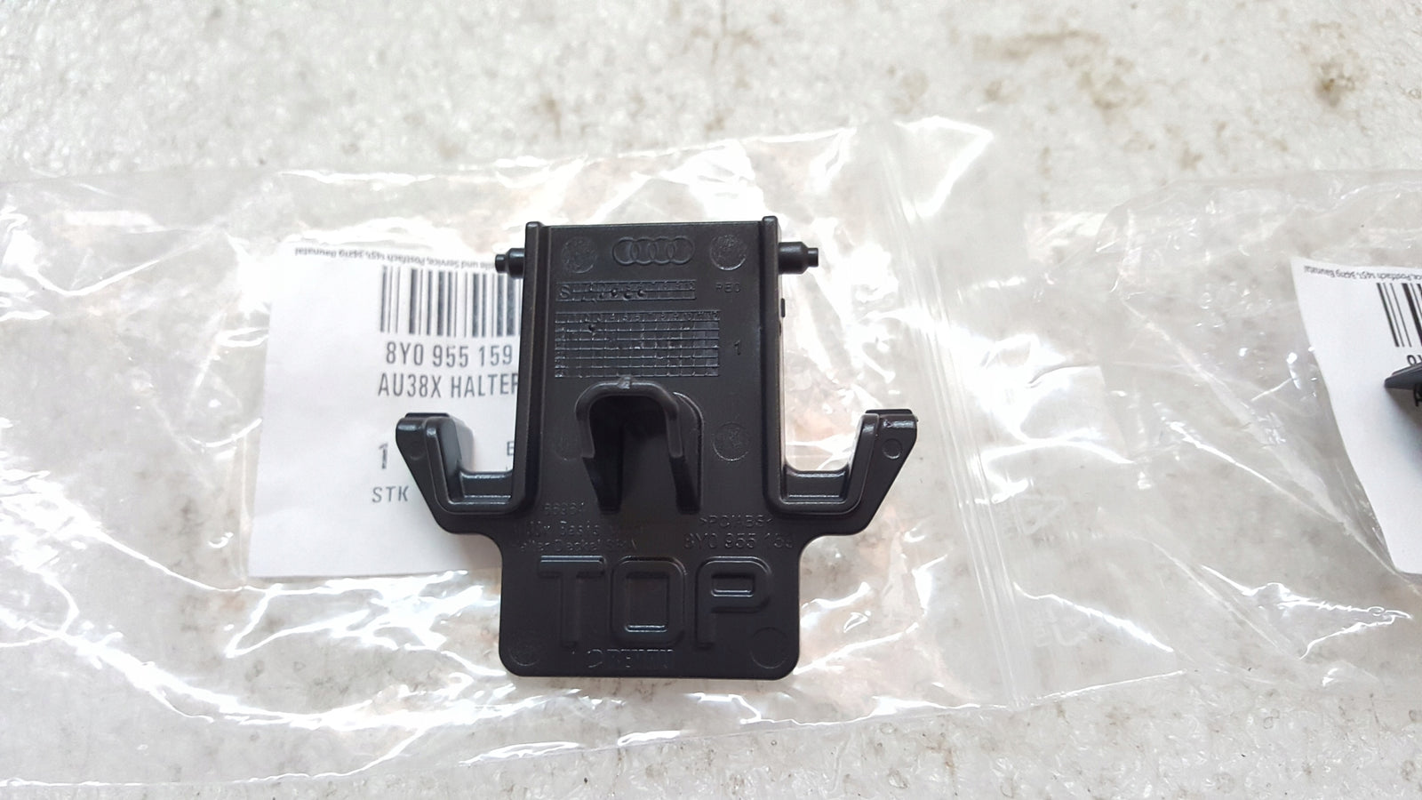 NOWE ORYGINALNE mocowania zaślepki spryskiwaczy lamp AUDI A3 8Y0955159
