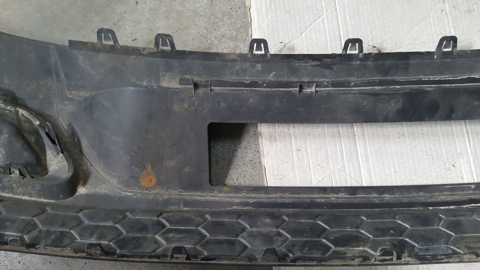 Dokładka spoiler zderzaka tył AUDI A3 S-LINE sedan 8Y5807521B demontaż