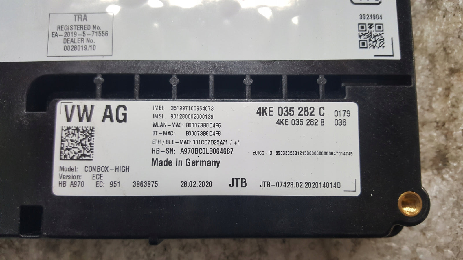 Sterownik moduł SOS-- AUDI A4 (B9) A5 RS4 RS5 4KE035282C demontaż