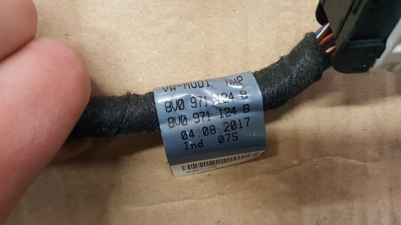 Audi A3 wiązka instalacja haka 8V0971124B