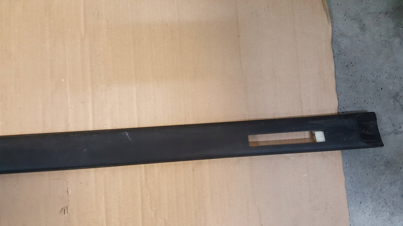 Listwa drzwi lewa BMW E36 Cabrio Coupe 51132253321