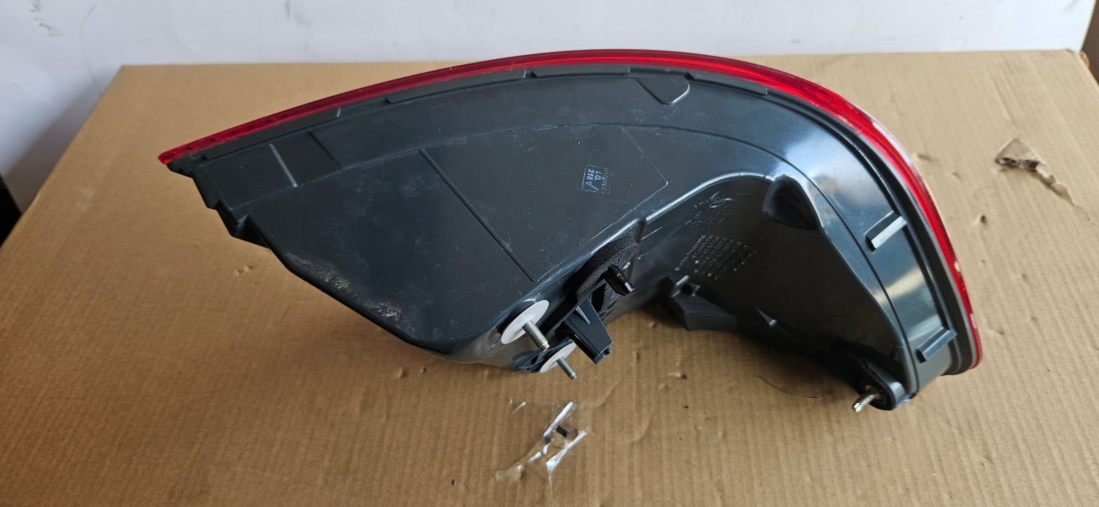 BMW 5 f10 OE 7203230 63217203230 IDEAŁ Pr lampa tył