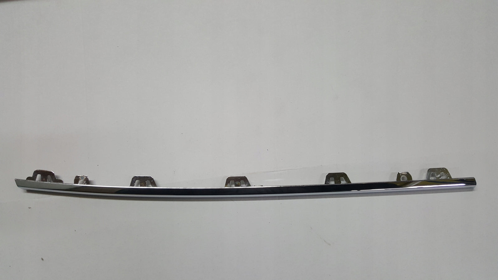 NOWA ORYGINALNA listwa chrom grilla przód prawa strona VW T6 7LA853842
