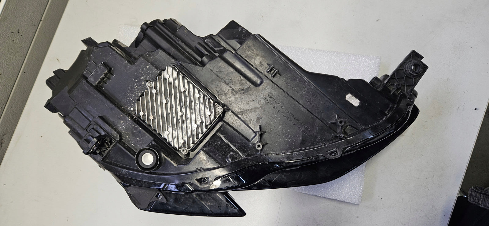 Le kompletny FUL LED Audi A3 8Y0941033 IDEAŁ 2022r