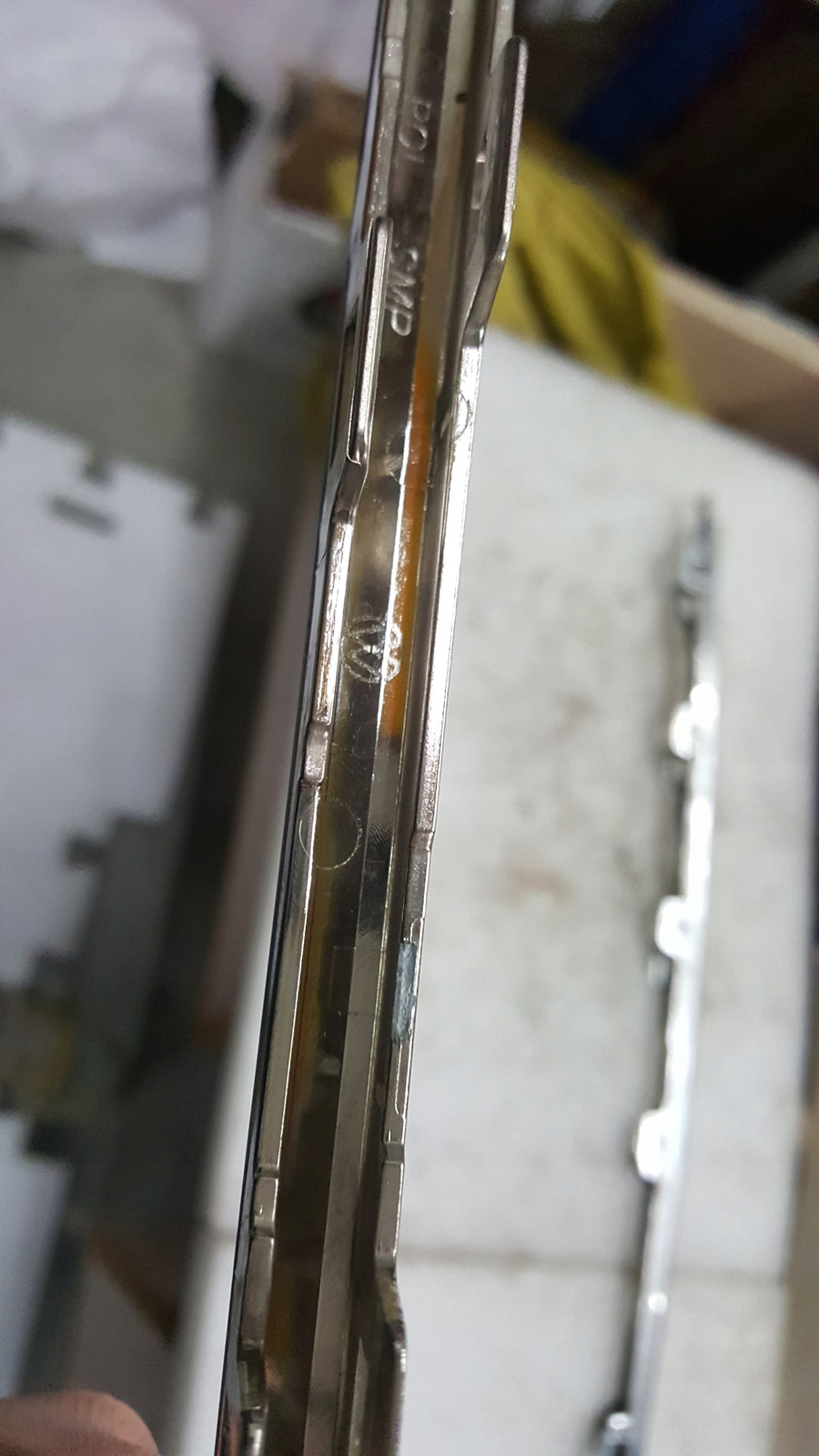 Listwa chrom zderzaka tylnego VW ARTEON 3G8853835B demontaż