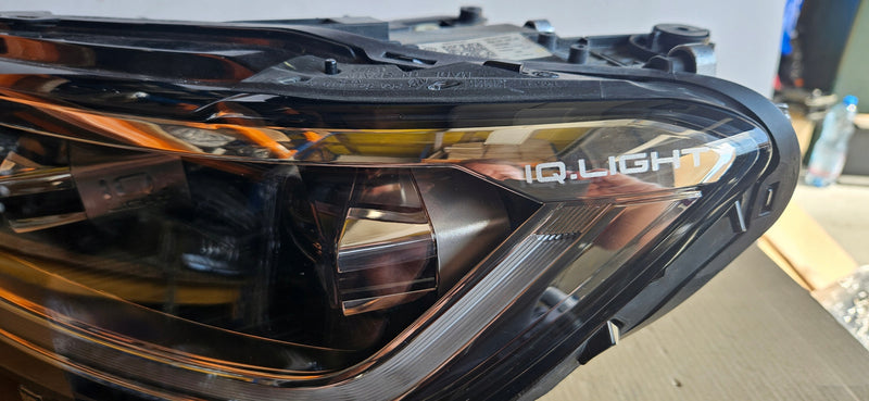 2GA941035AF LEWY ful led IQ.LIGHT Vw T-ROC LIFT 2022r demontaż