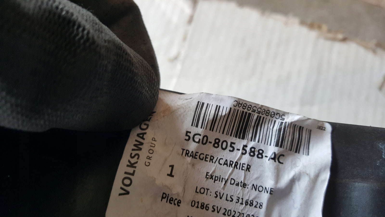 NOWE ORYGINALNE wzmocnienie czołowe VW GOLF VII 5G0805588AC