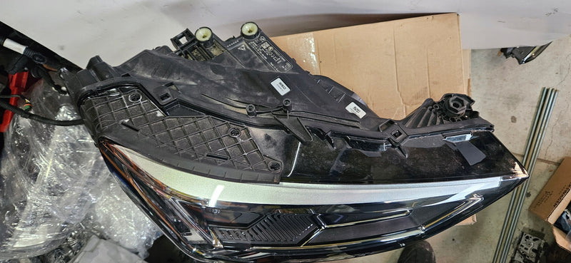 Le Matrix FUL LED Audi Q3 SQ3 RSQ3 83A941034 IDEAŁ 2023r