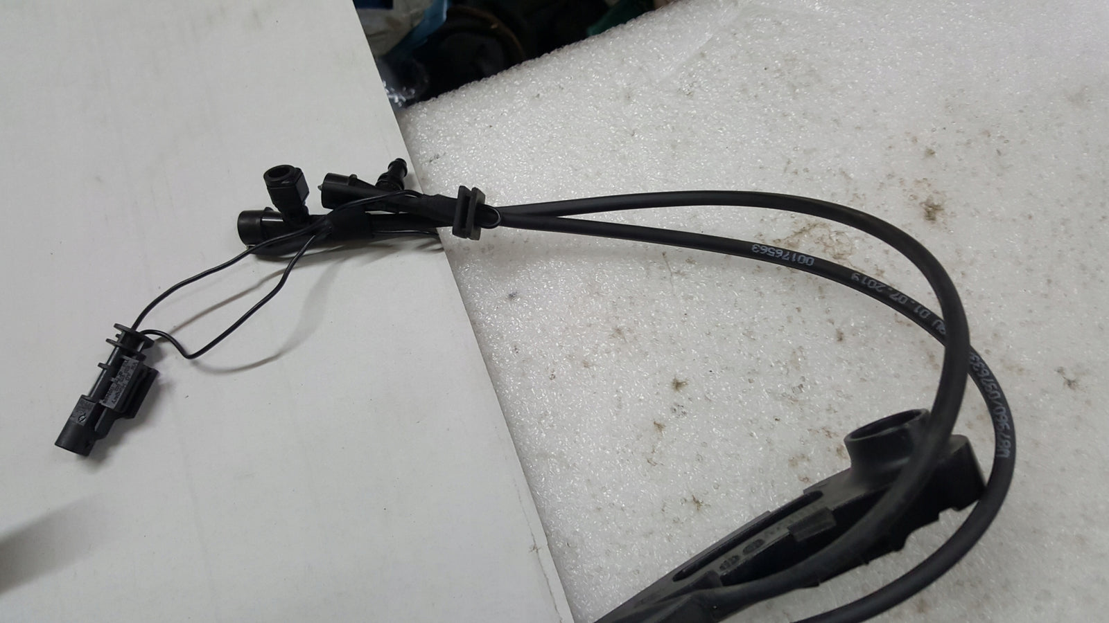 Ramię wycieraczki pióro lewa strona AUDI A6 (C8) A7 RS6 RS7 4K19554007B