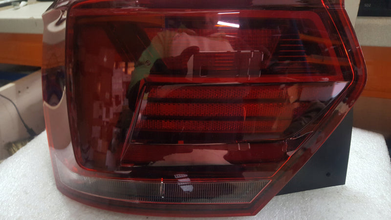 Lampa tylna lewa LED VW POLO 6 2G0945095B demontaż