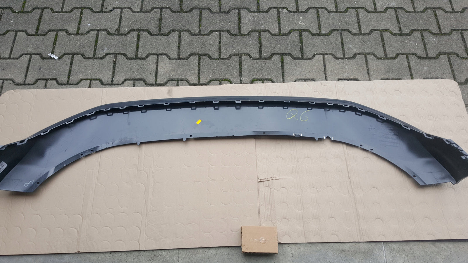 AUDI Q6 E-TRON SPOILER DOKŁADKA ZDERZAKA PRZÓD 85H807733A