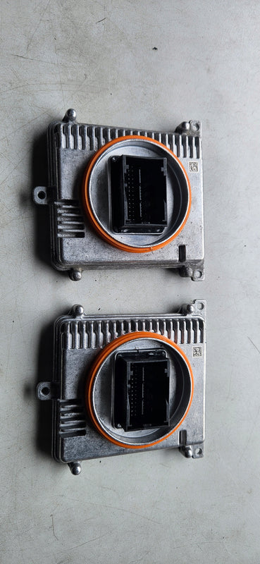 992941572CJ moduł FUL LED Skoda Octavia IV oryginał IDEAŁ