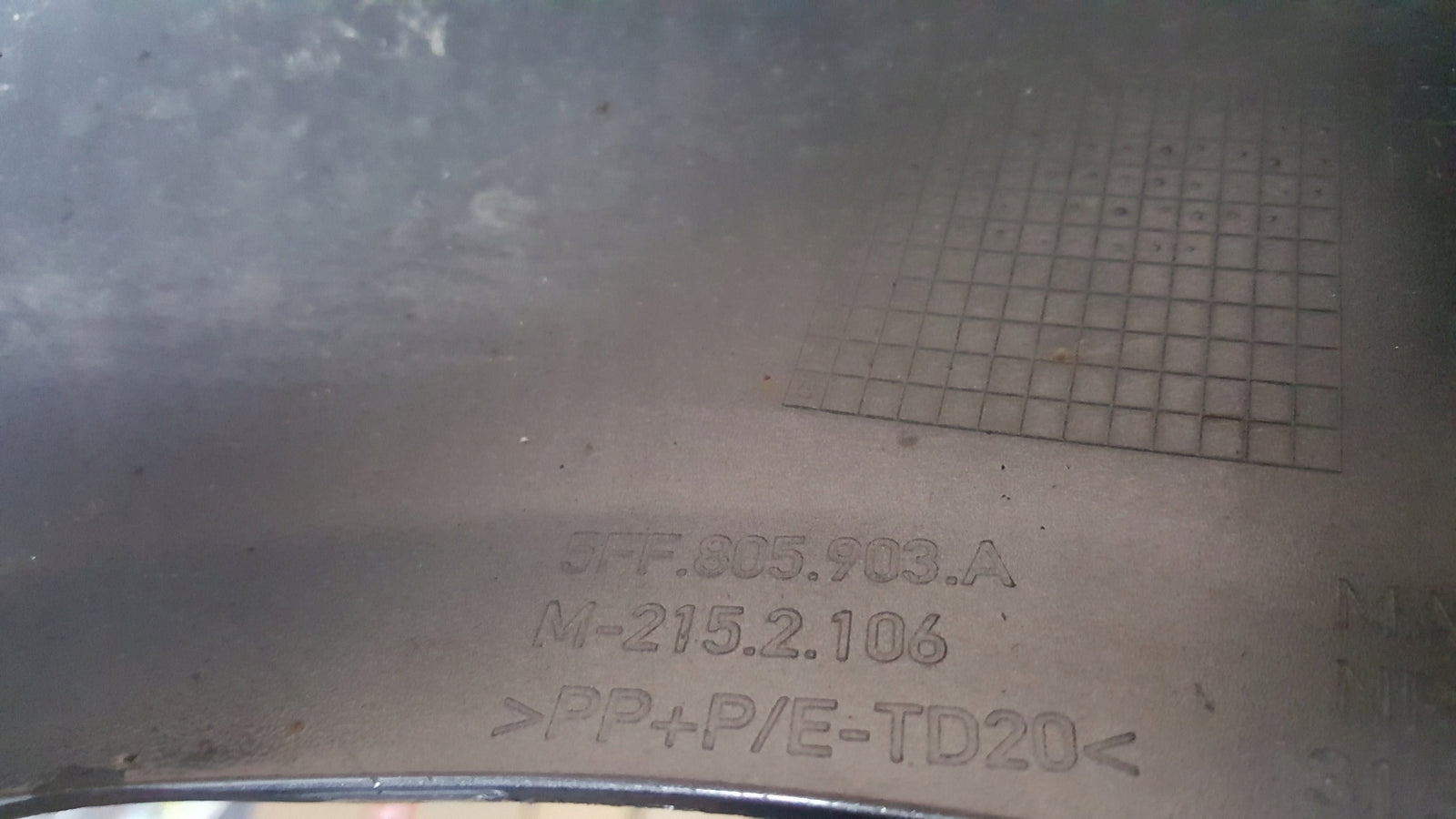 ATRAPA ZDERZAKA CUPRA FORMENTOR LEWA DOKŁADKA PRZEDNIA KTATKA FORMENTOR