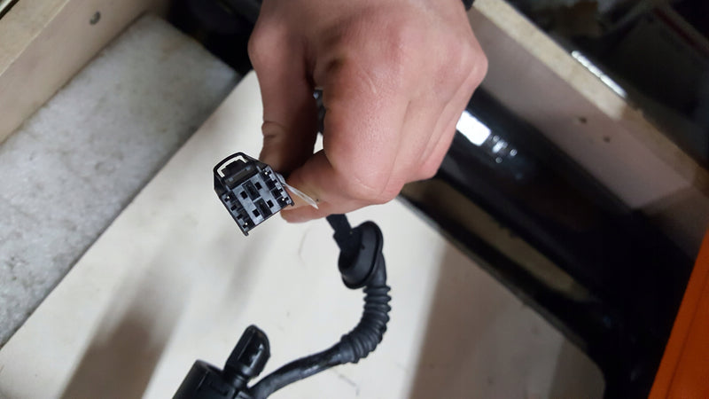 AUDI Q4 E TRON SIŁOWNIK KLAPY BAGAZNIKA LEWY 89A827851A ORYGINALNY