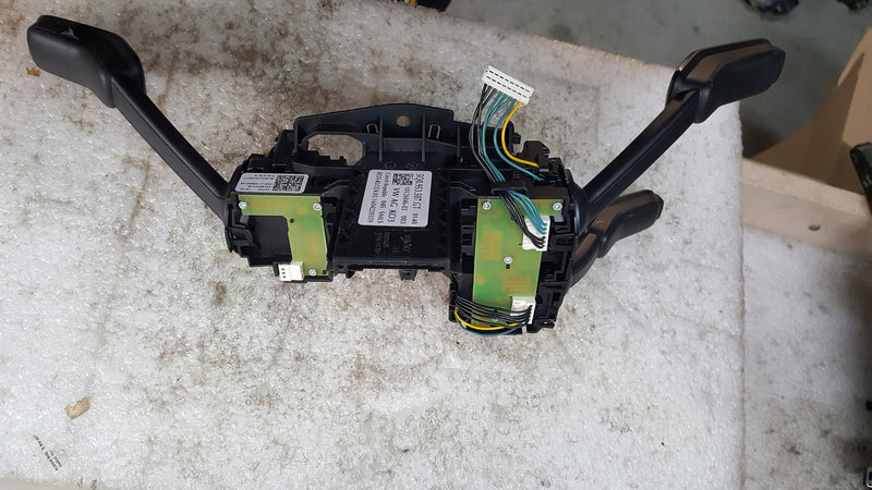 Przełącznik zespolony manetki Seat Leon 3 III 5F 5Q0953507GT 5Q0953513AE