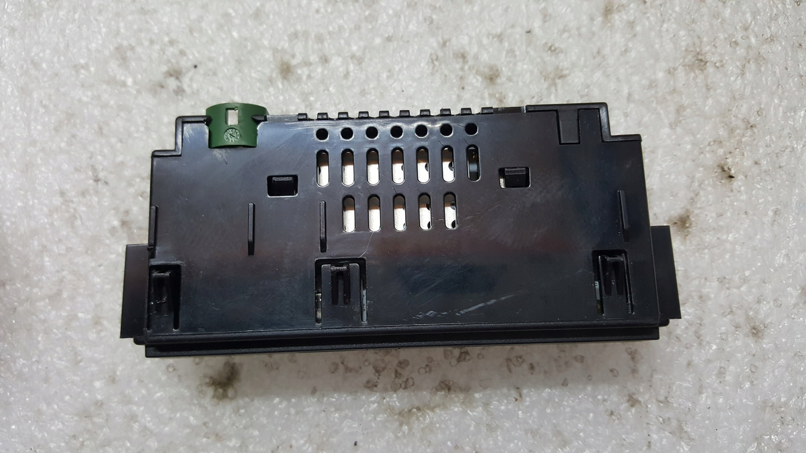 Gniazdo port USB x2--VW AUDI SEAT SKODA 5NA035736 demontaż