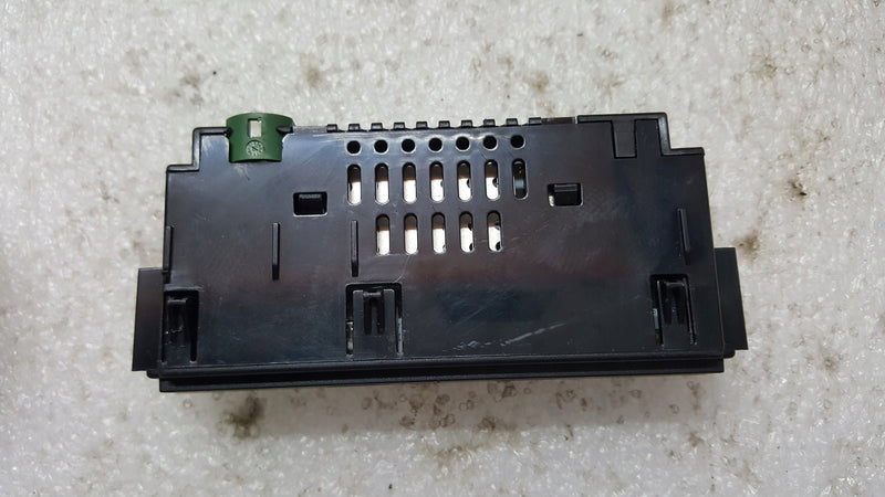 Gniazdo port USB x2--VW AUDI SEAT SKODA 5NA035736 demontaż