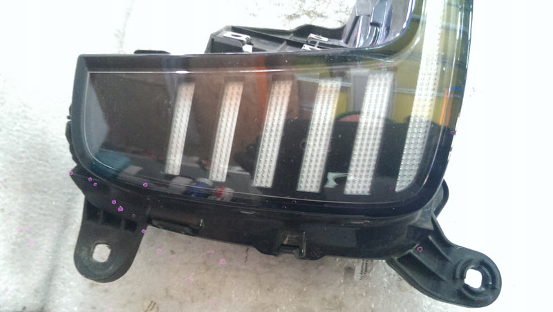 Lewy halogen LED światło DRL AUDI Q7 4M0941055