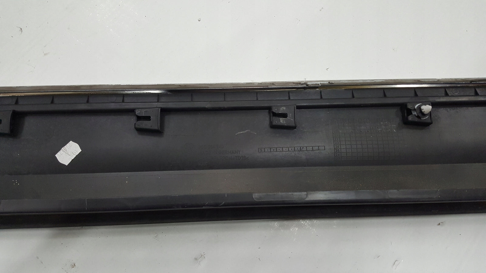 Listwa drzwi prawy przód VW T-ROC cabrio 2GC854940
