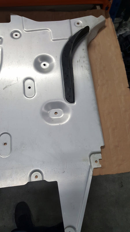 DOLNA OSŁONA AUDI R8 2 II 4S 2017- 4S7825208D