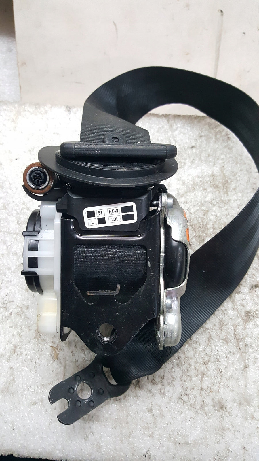 PAS BEZPIECZEŃSTWA LEWY PRZÓD VW GOLF VII 12- 5G4857705