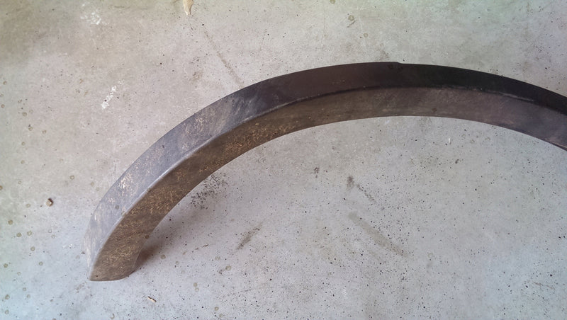 Listwa błotnika prawy tył VW TOUAREG 7P6854820BR