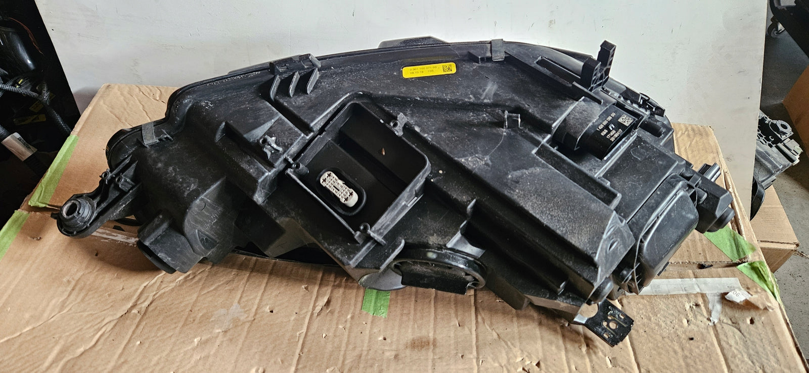 Le 8W6941005C bi xenon LED Audi A5 S5 RS5 B9 2019r DEMONTAŻ