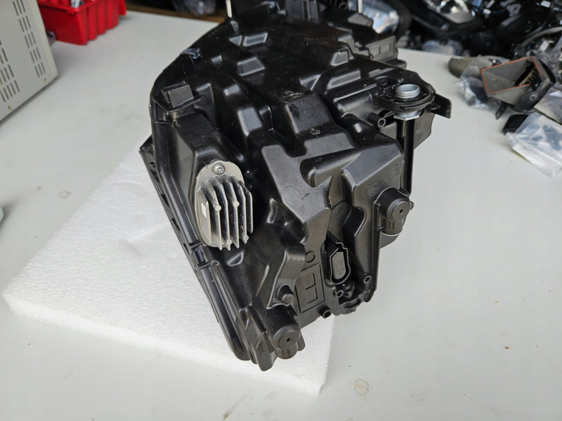 Pr komplet FUL LED Skoda Octavia 4 5E4941016 IDEAŁ