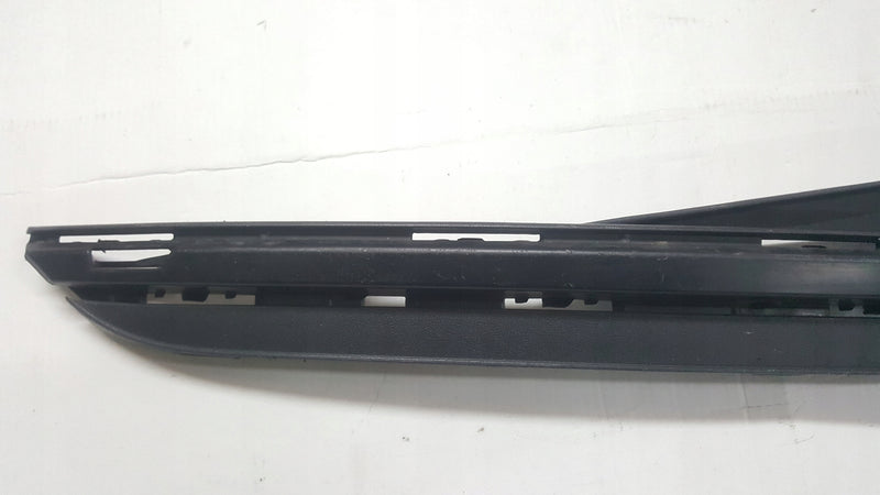 Kratka listwa zderzaka prawy przód VW ARTEON lift 3G8853666D demontaż