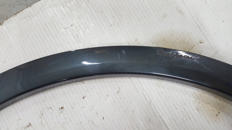Listwa błotnika prawy tył AUDI Q5 80A853818B demontaż