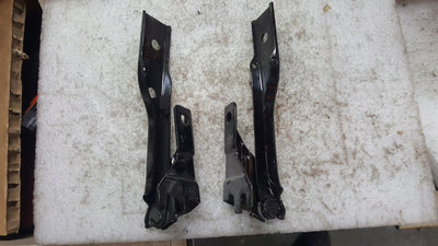 VOLKSWAGEN POLO V 2009-2017 ZAWIASY MASKI LEWY + PRAWY KOMPLET 6R0 ORYGINAŁ