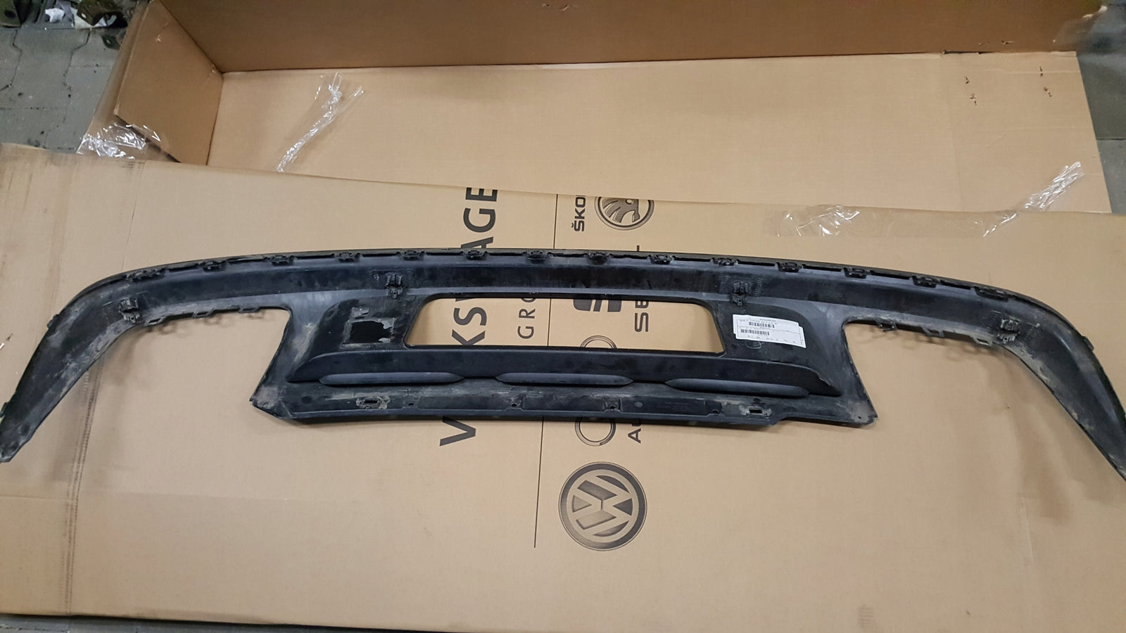 VW TIGUAN II 5NA 16- DYFUZOR ZDERZAKA TYLNEGO SPOJLER 5NA807568A