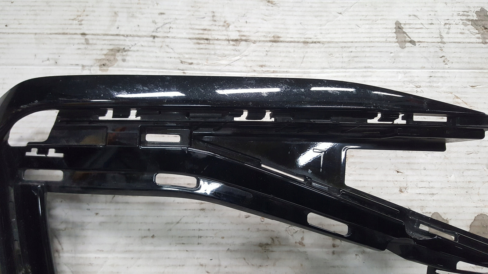 Kratka zderzaka LE przód VW PASSAT B8 R 3G0853793C