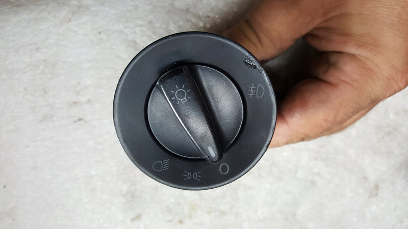 włącznik świateł Audi Vw 1C0941531