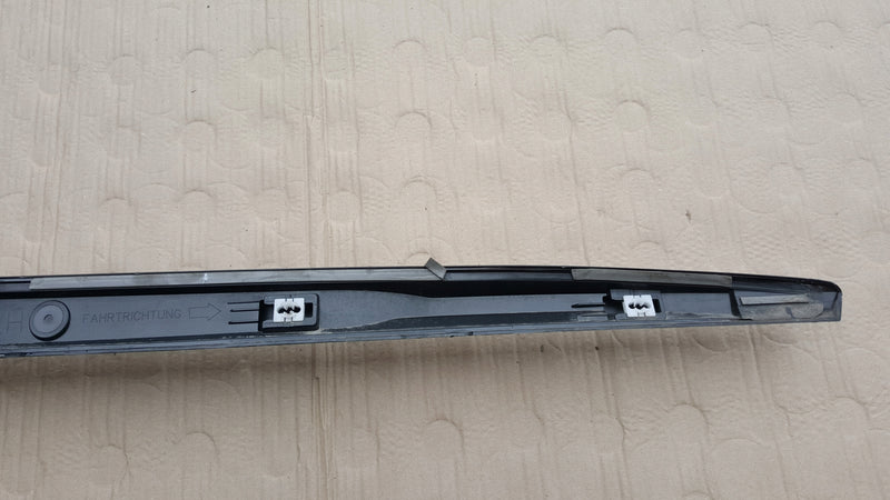 Listwa progowa lewa strona AUDI A3 8Y0853855 demontaż