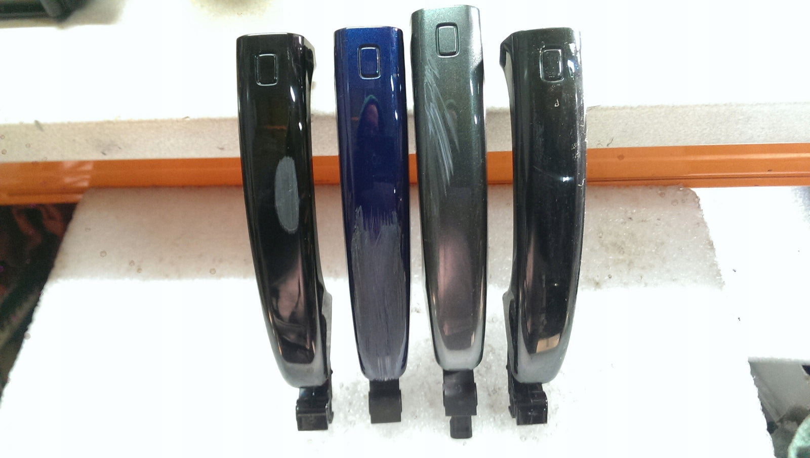 Klamka zewnętrzna L przód AUDI A5 A4 B8 8T0837205A