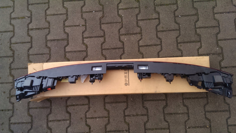 Lampa LED w klapę Audi E-TRON 4KE945095B IDEAŁ