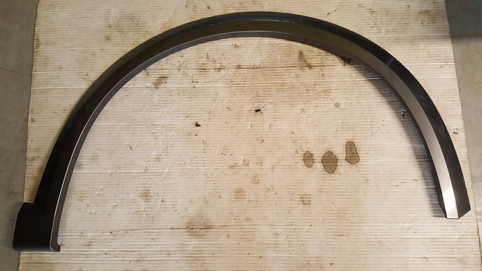 Listwa błotnika PR przód SEAT FORMENTOR 5FF853718D