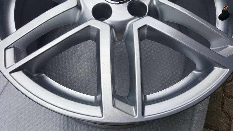 278173241835bc99fa3357d5a77edbd9