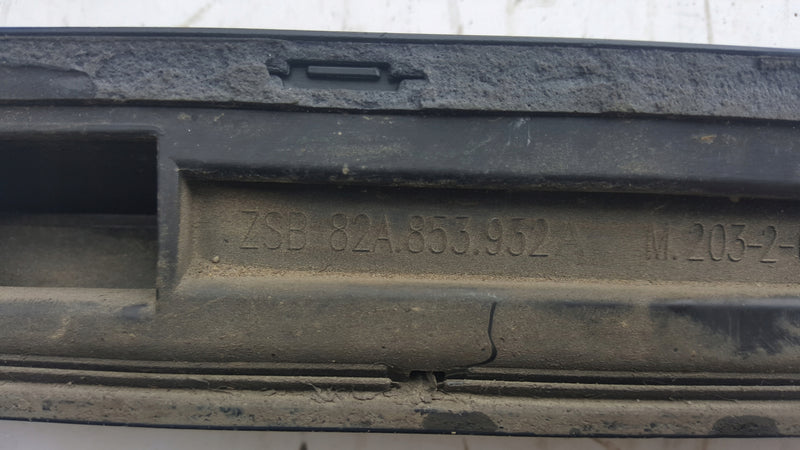 AUDI A1 II 82A LISTWA PROGOWA PRAWA S-LINE 82A853932A 5D 2019-