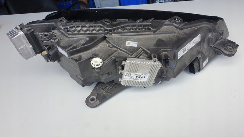 Le reflektor SKODA SUPERB 3 LIFT 3V1941015D IDEAŁ