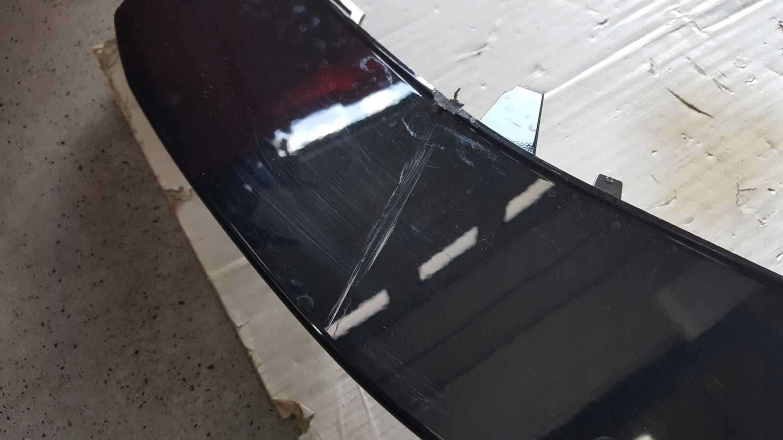 Spoiler zderzaka przedniego AUDI RS3 (8Y) 8Y0807717 demontaż